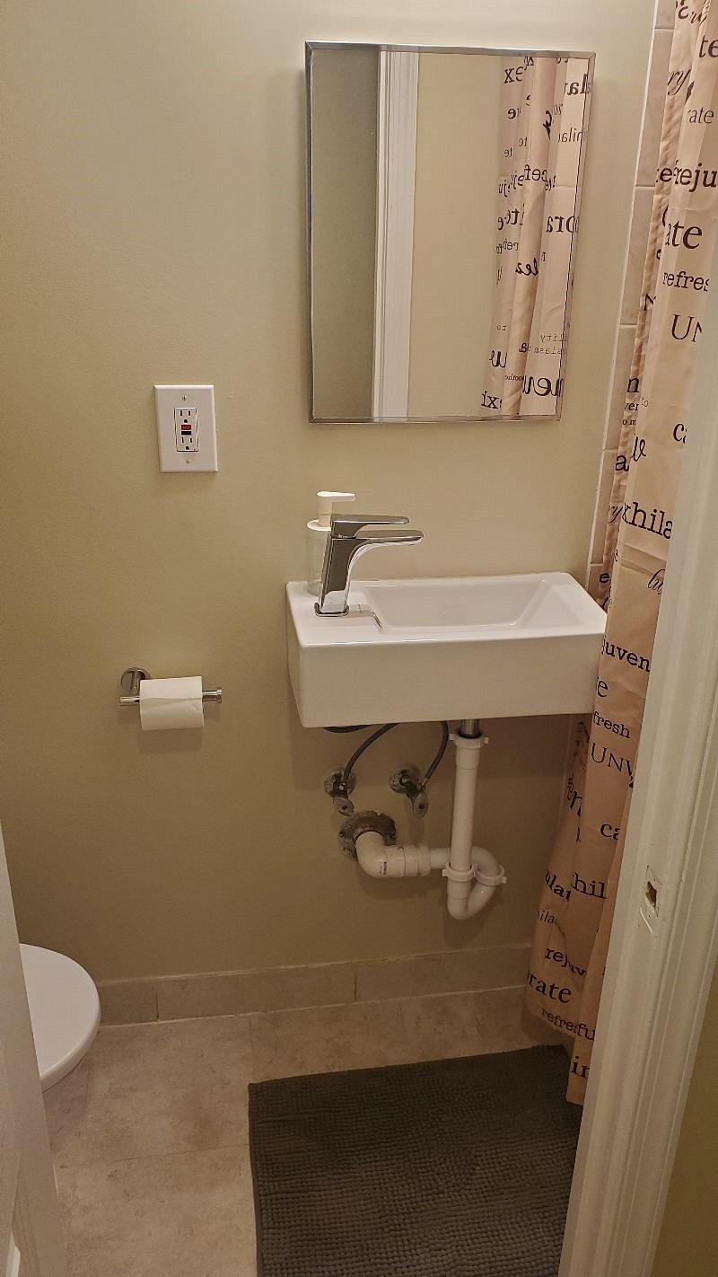 Furnished Finder property 419936_1 photo 20