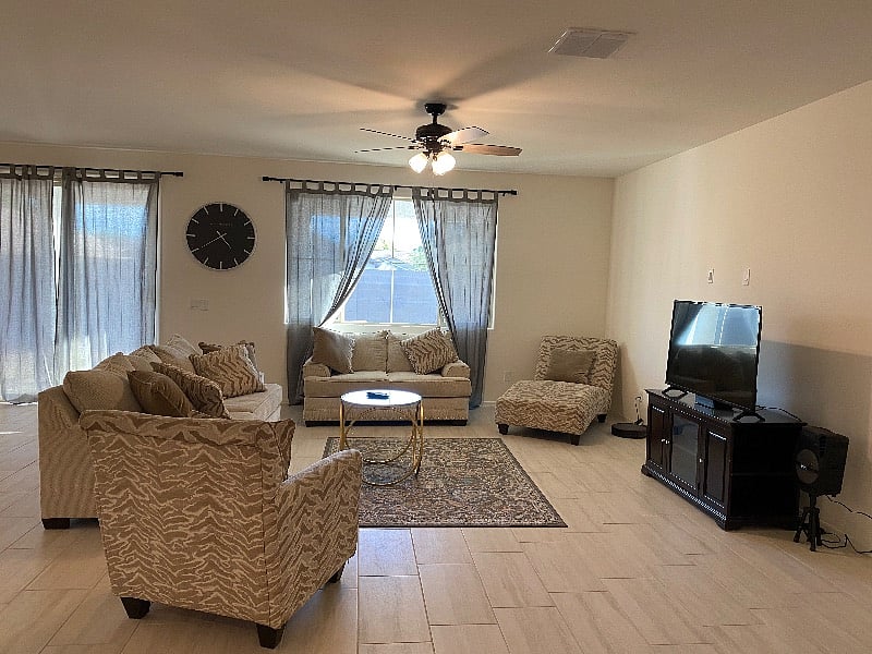 Furnished Finder property 419951_1 photo 13