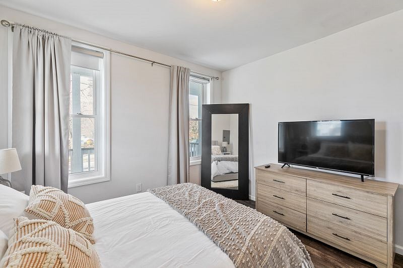 The primary suite has large windows that allow in incredible natural lighting!