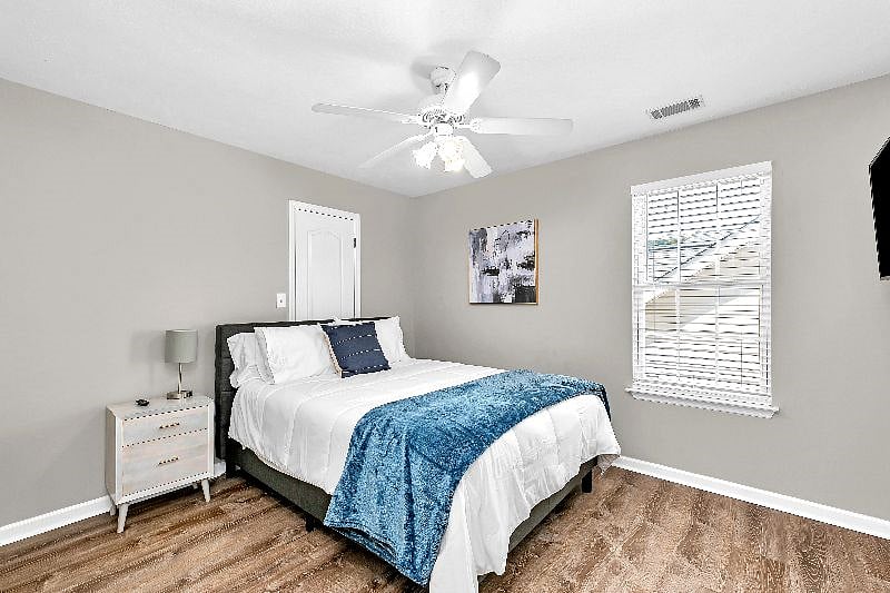 Furnished Finder property 420048_1 photo 24