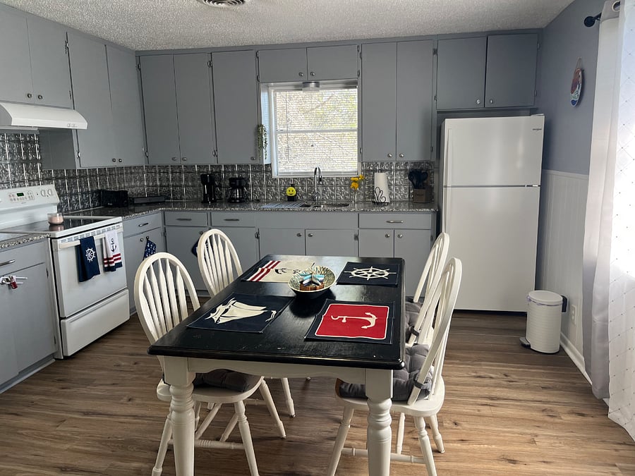 Furnished Finder property 420183_1 photo 11