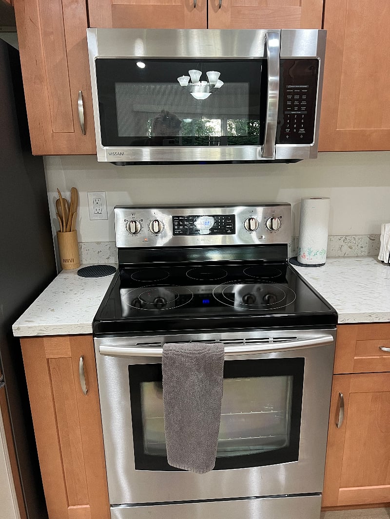 Furnished Finder property 420200_1 photo 6