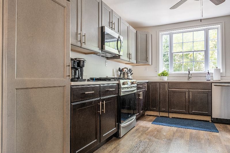 Furnished Finder property 420281_1 photo 15
