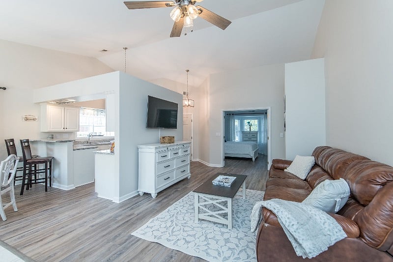 Furnished Finder property 420286_1 photo 9