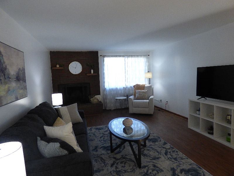 Furnished Finder property 420325_1 photo 3