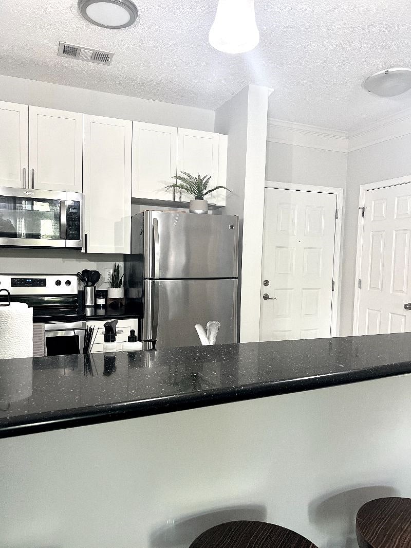 Furnished Finder property 420344_1 photo 10