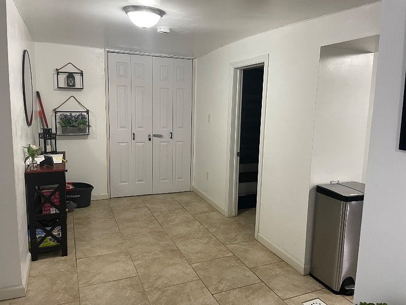 Area in front of of the bathroom 