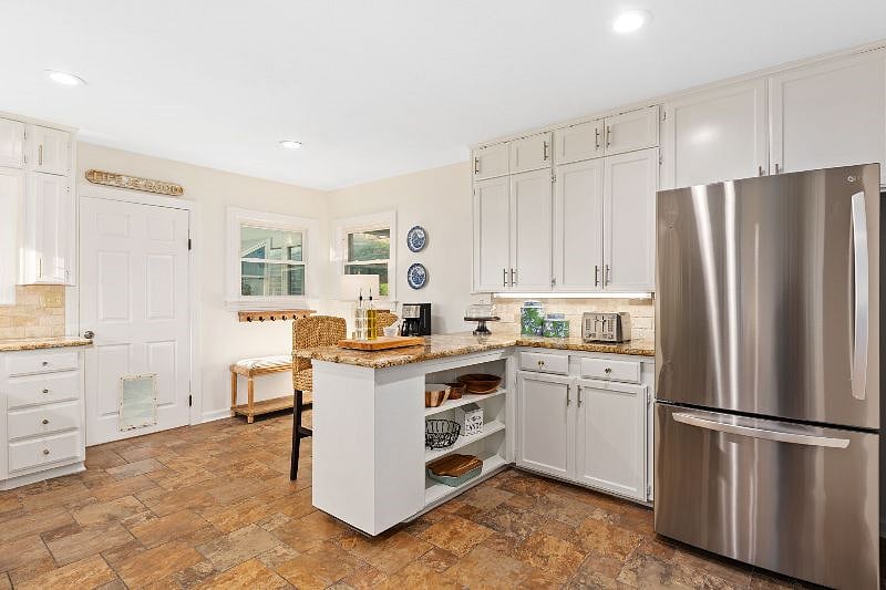 Furnished Finder property 420371_1 photo 15