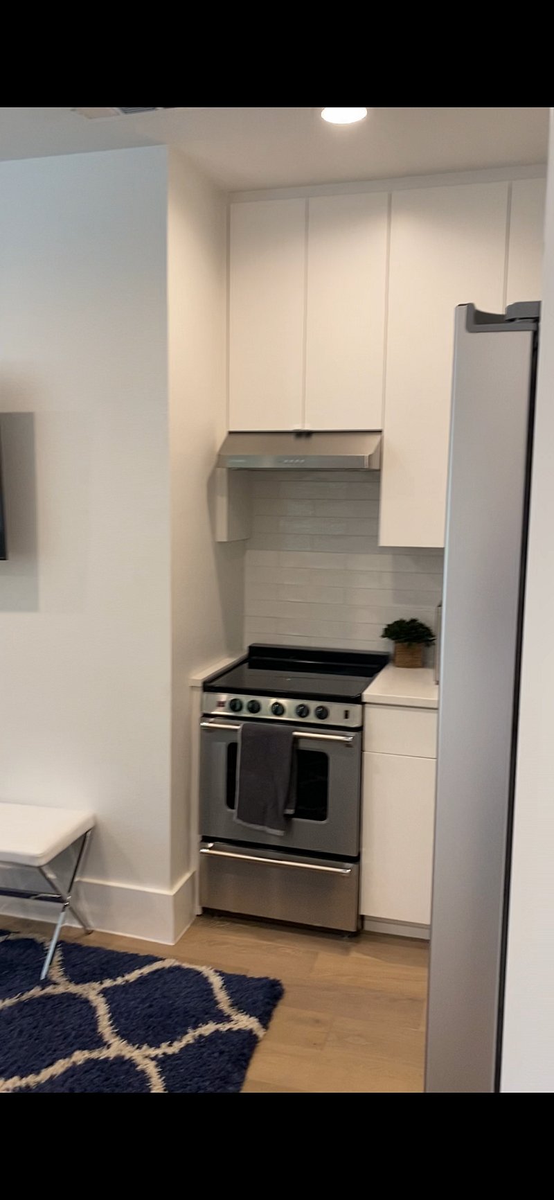 Furnished Finder property 420422_1 photo 8