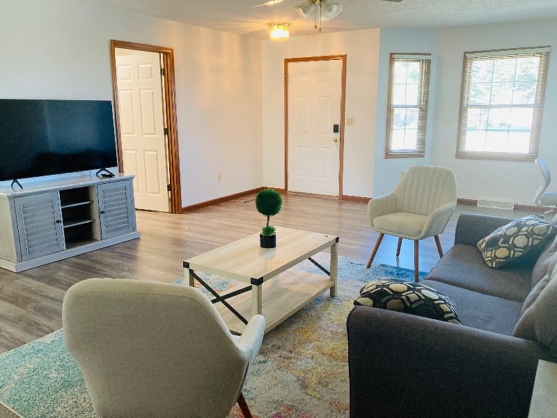 Furnished Finder property 420447_1 photo 4