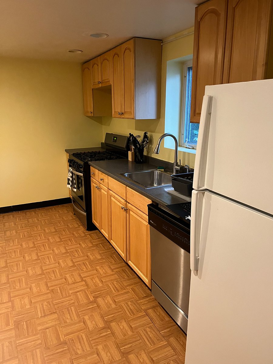 Furnished Finder property 420479_1 photo 3