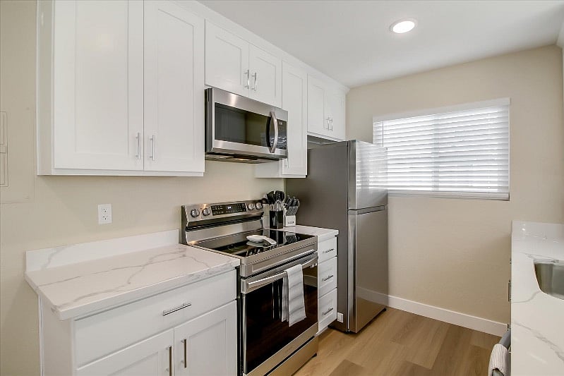 Furnished Finder property 420499_1 photo 5