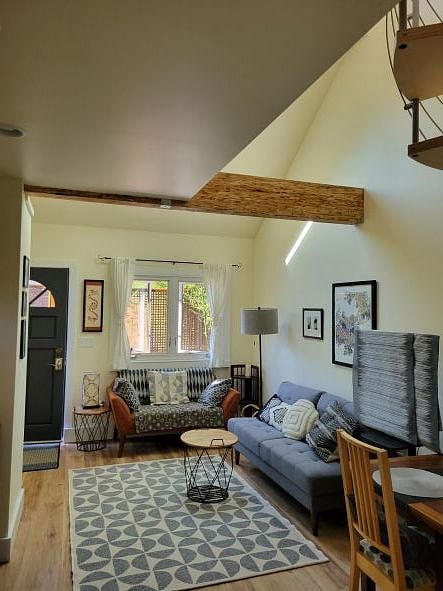Furnished Finder property 420527_1 photo 9