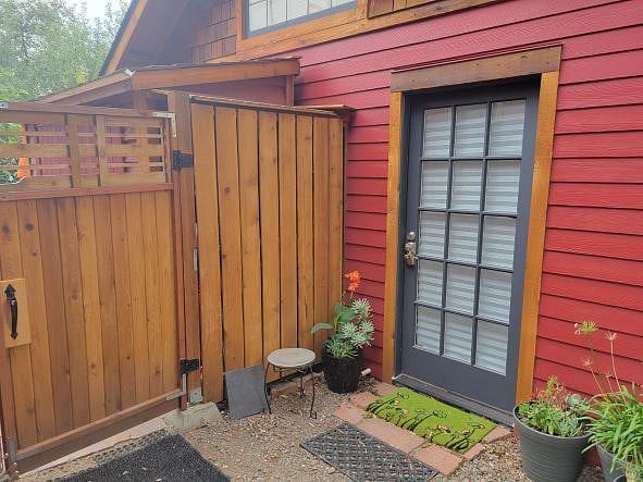 Furnished Finder property 420527_1 photo 11