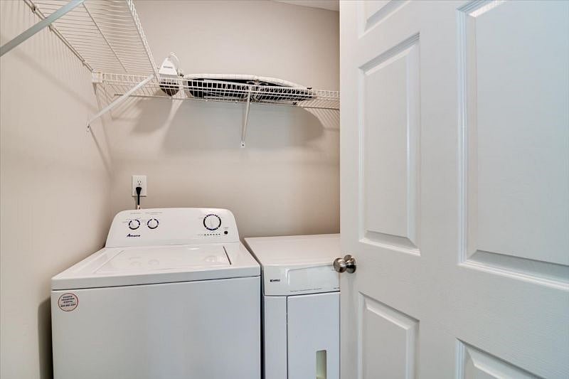 Furnished Finder property 420532_1 photo 22