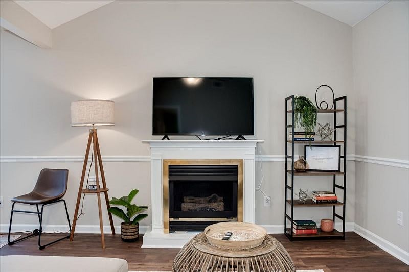 Furnished Finder property 420532_1 photo 15