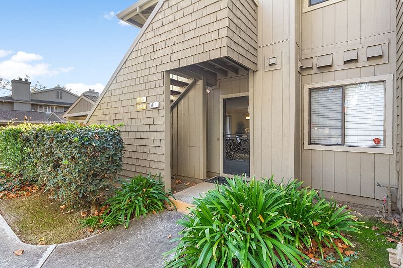 Furnished Finder property 420593_1 photo 4