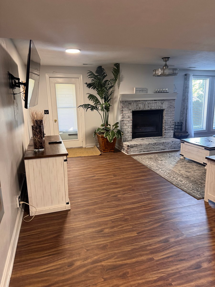 Furnished Finder property 420637_1 photo 22