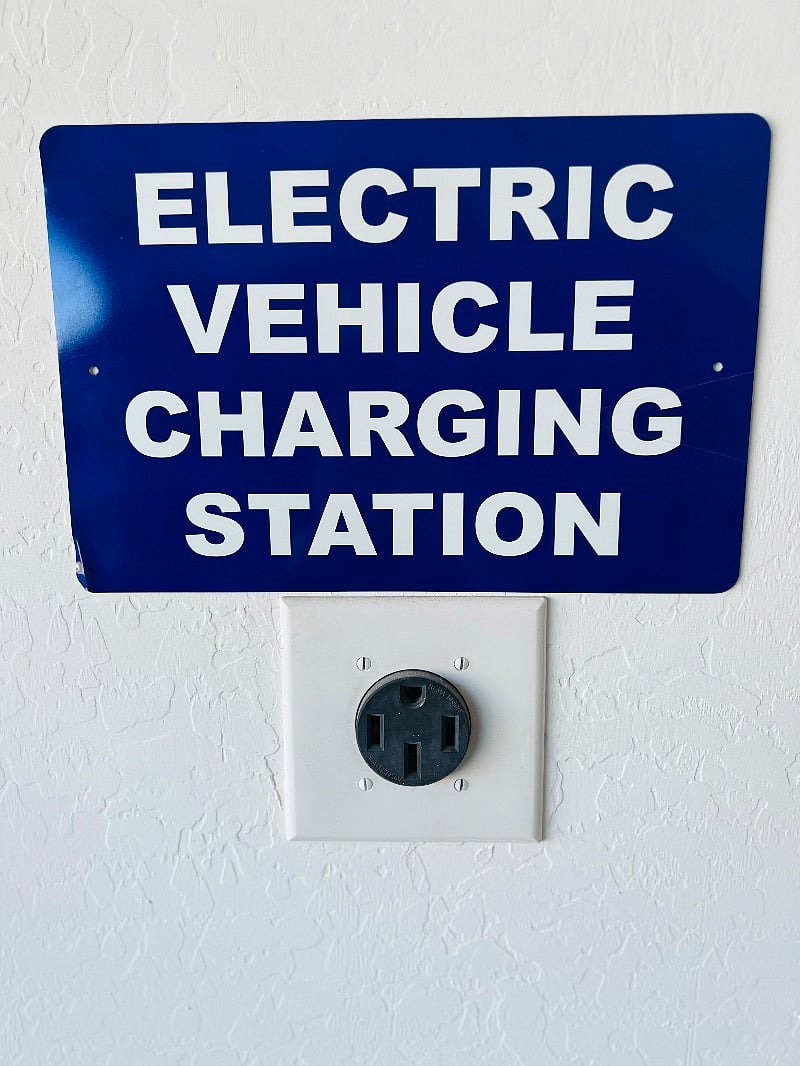 Charging Station - Adapter not included