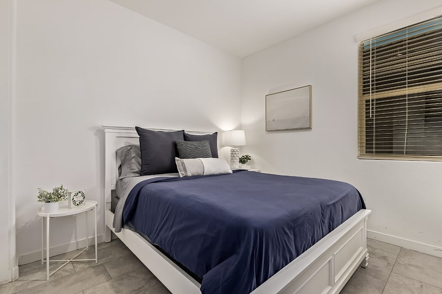 Guest Bedroom #3 - Queen Bed