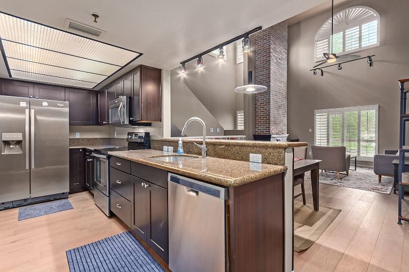 Furnished Finder property 420648_1 photo 10