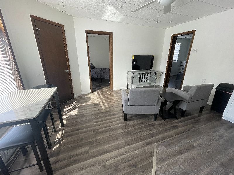 Furnished Finder property 420658_2 photo 2