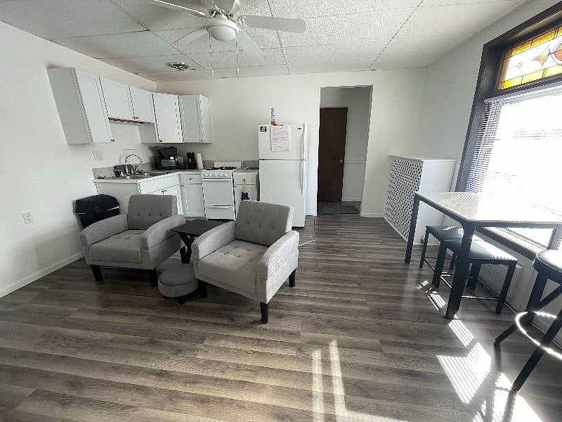 Furnished Finder property 420658_2 photo 1