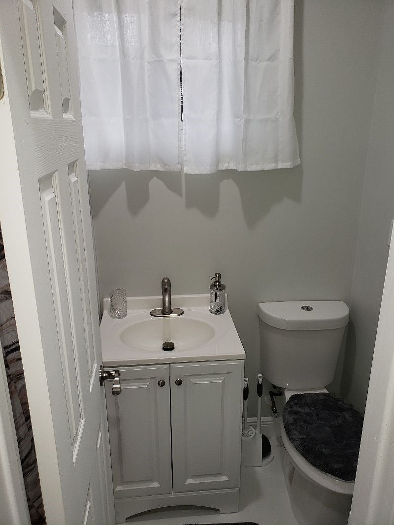 Furnished Finder property 420678_1 photo 10