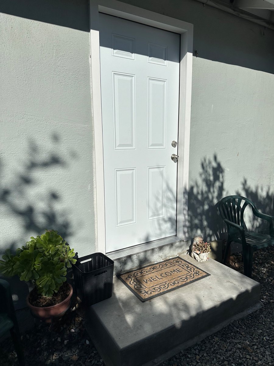 Furnished Finder property 420717_1 photo 9