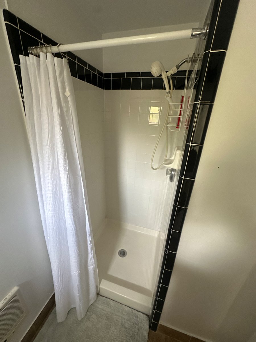 Furnished Finder property 420717_1 photo 16