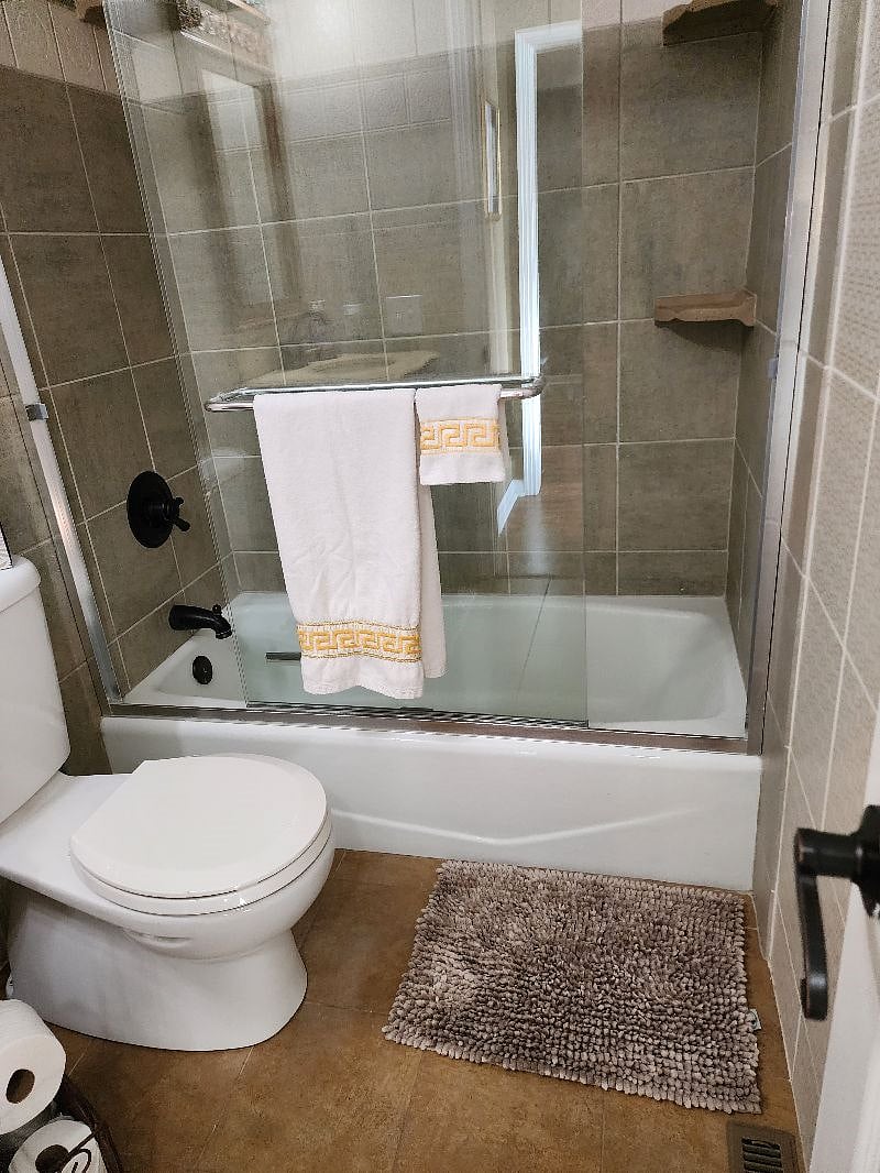 Furnished Finder property 420746_2 photo 33