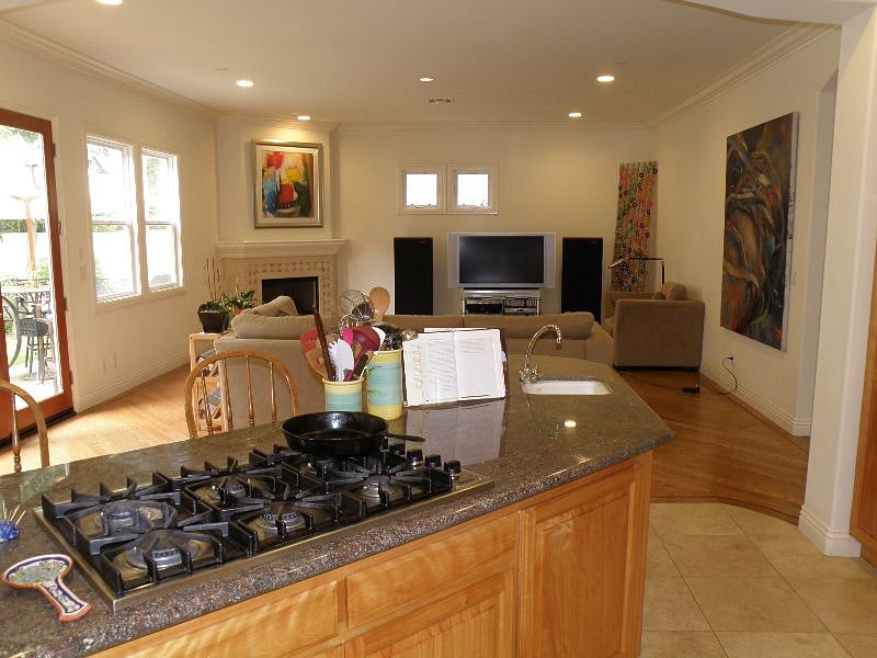Furnished Finder property 420794_1 photo 10