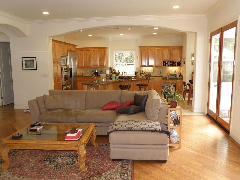 Furnished Finder property 420794_1 photo 5