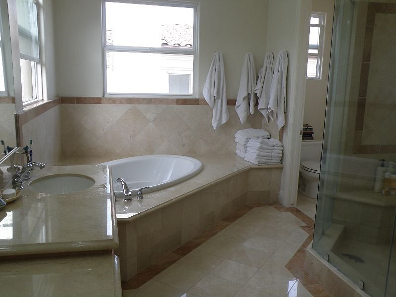 Furnished Finder property 420794_1 photo 18