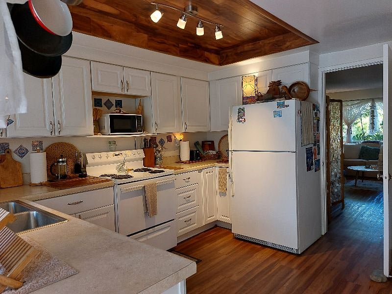 Furnished Finder property 420796_1 photo 12