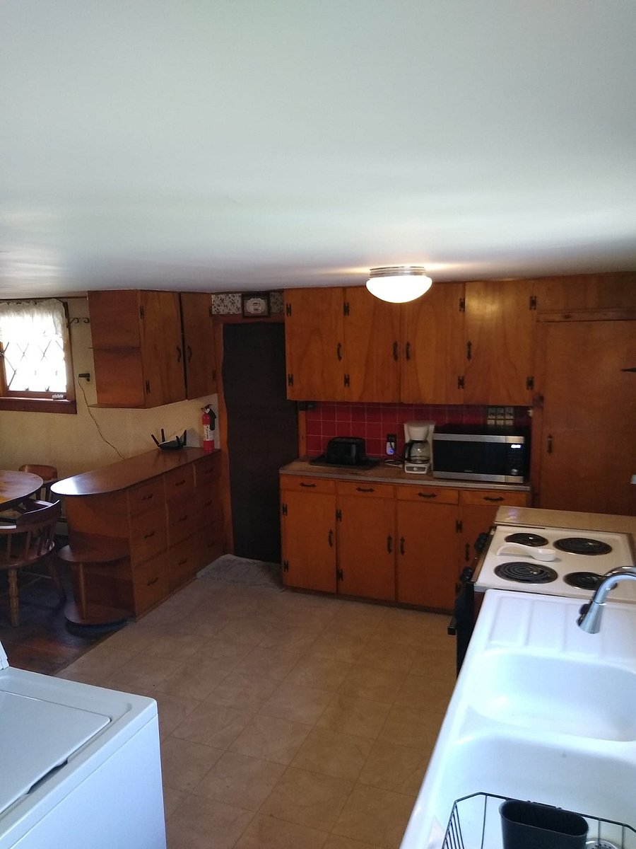 Furnished Finder property 420841_1 photo 2