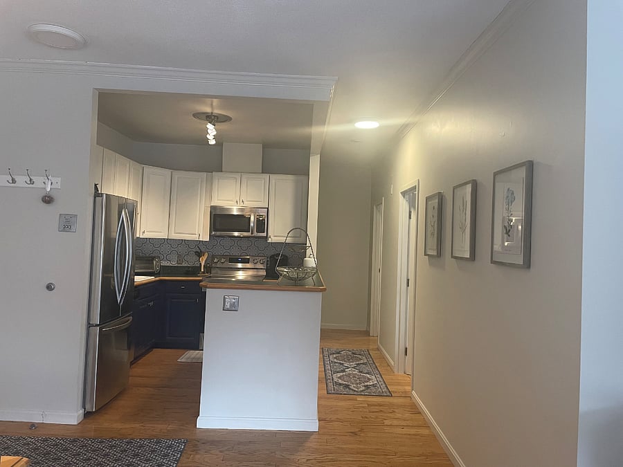 Furnished Finder property 420870_1 photo 8