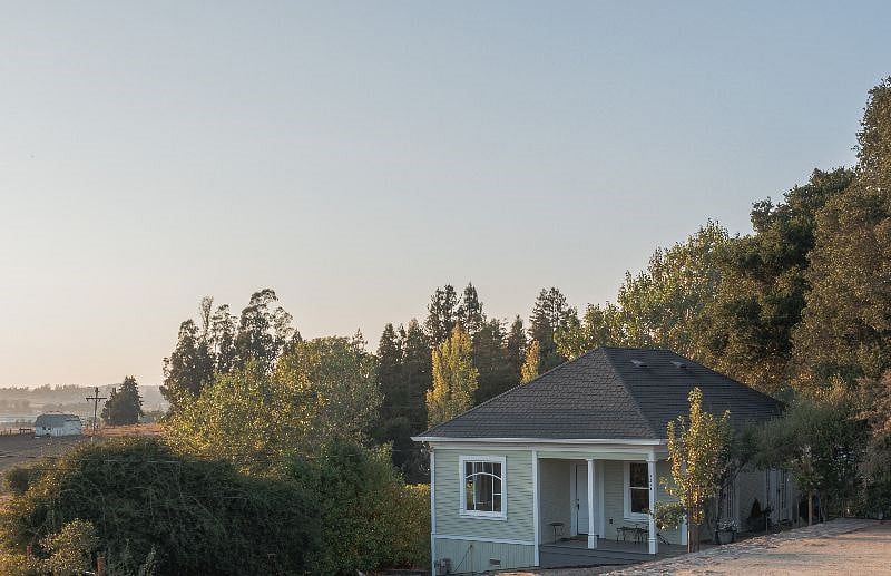 Furnished Finder property 420874_1 photo 23