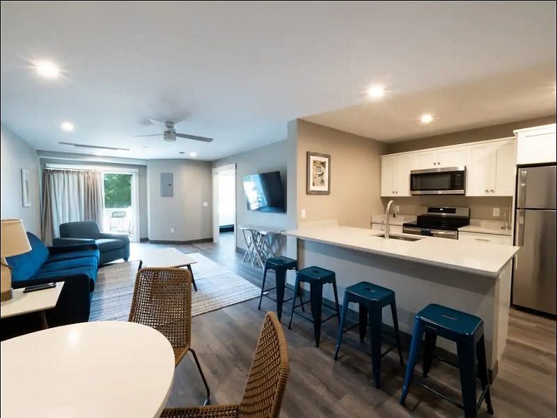 Furnished Finder property 420900_1 photo 9