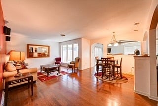 Furnished Finder property 420915_1 photo 9