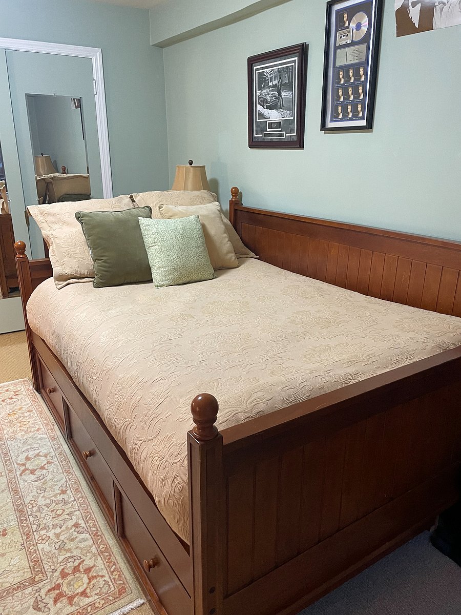 Furnished Finder property 420946_1 photo 7