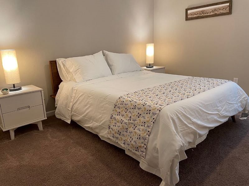 Furnished Finder property 420983_1 photo 11