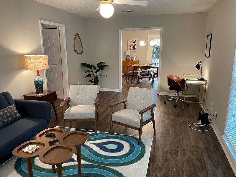 Furnished Finder property 420983_1 photo 1