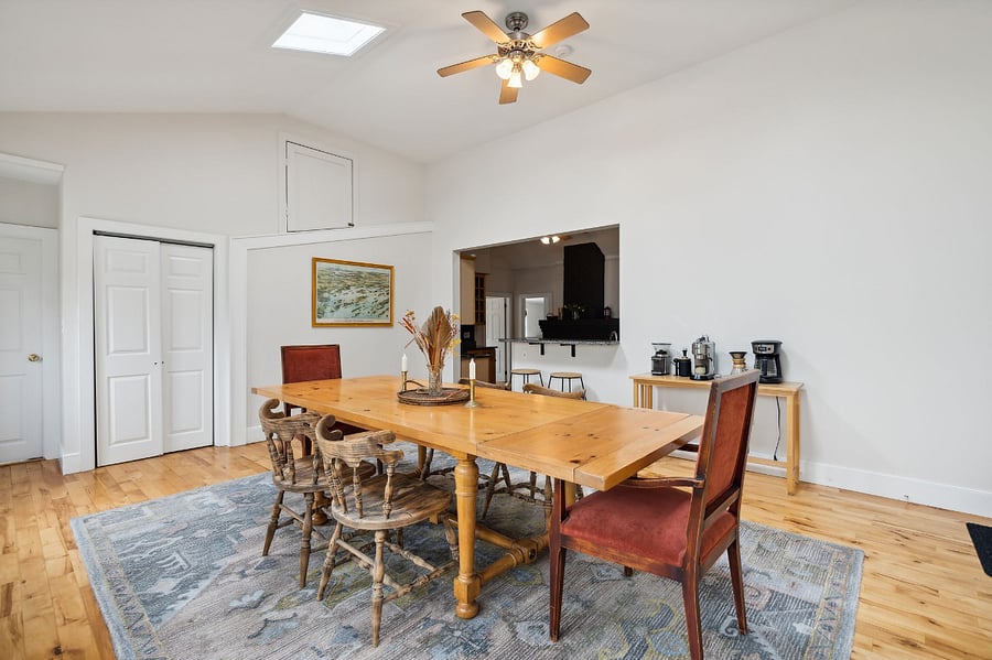 Furnished Finder property 420990_1 photo 7