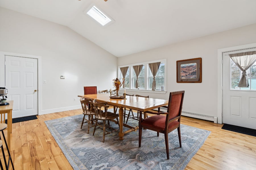 Furnished Finder property 420990_1 photo 8