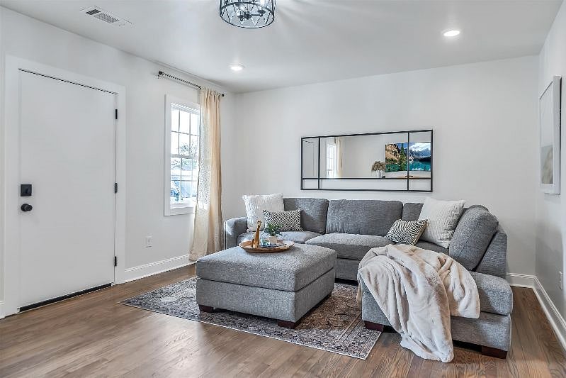 Furnished Finder property 421026_1 photo 6