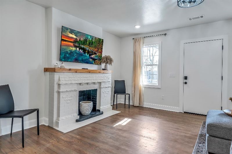 Furnished Finder property 421026_1 photo 8
