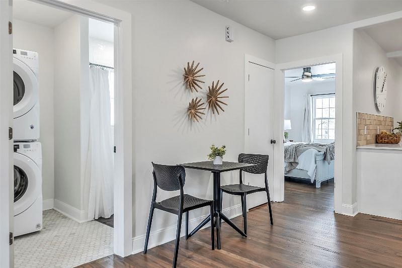 Furnished Finder property 421026_1 photo 11
