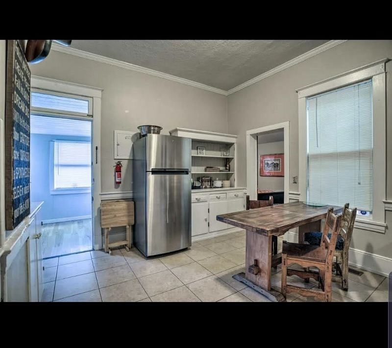 Furnished Finder property 421128_1 photo 5