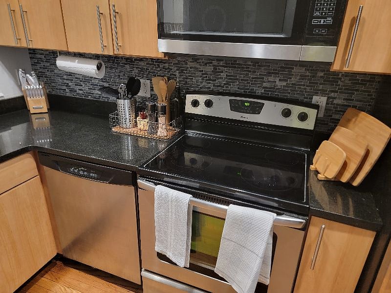 Furnished Finder property 421143_1 photo 25